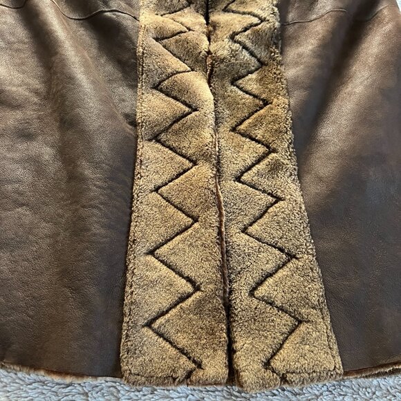 € 2300 Authentic SINCLAIR 100% Shearling Fur Montone Coat ITALY Size 42 - Picture 10 of 16